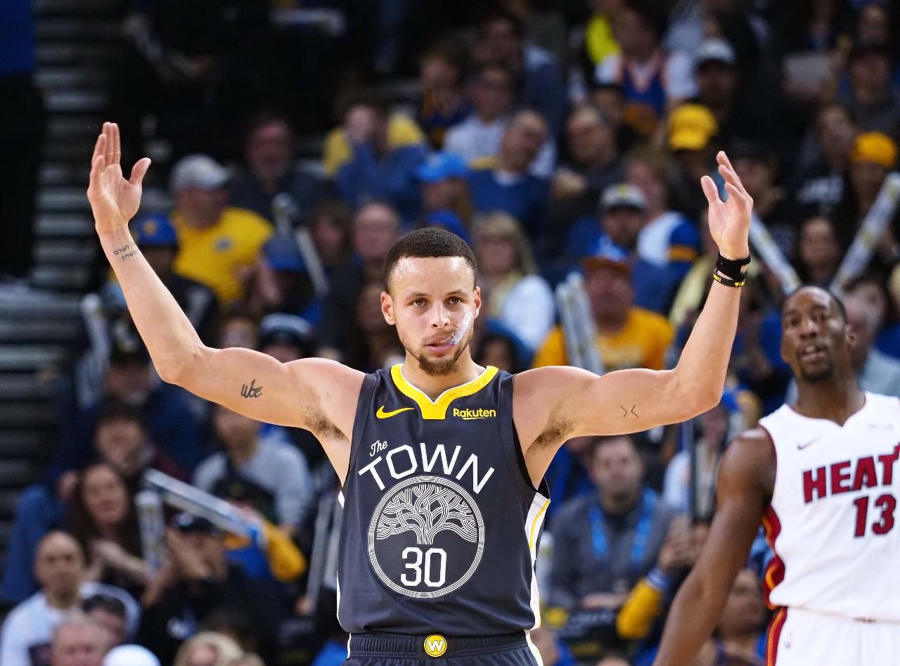 在击剑界 在击剑界