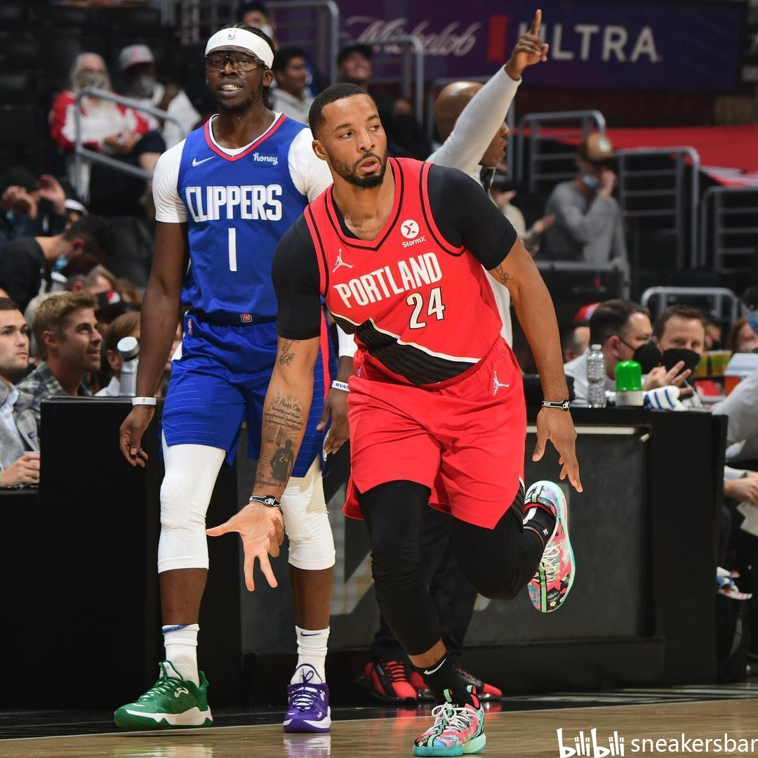 有助于稳定 有助于稳定